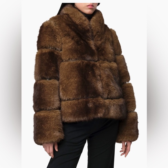 Apparis Sai Faux Fur Coat - Picture 5 of 5